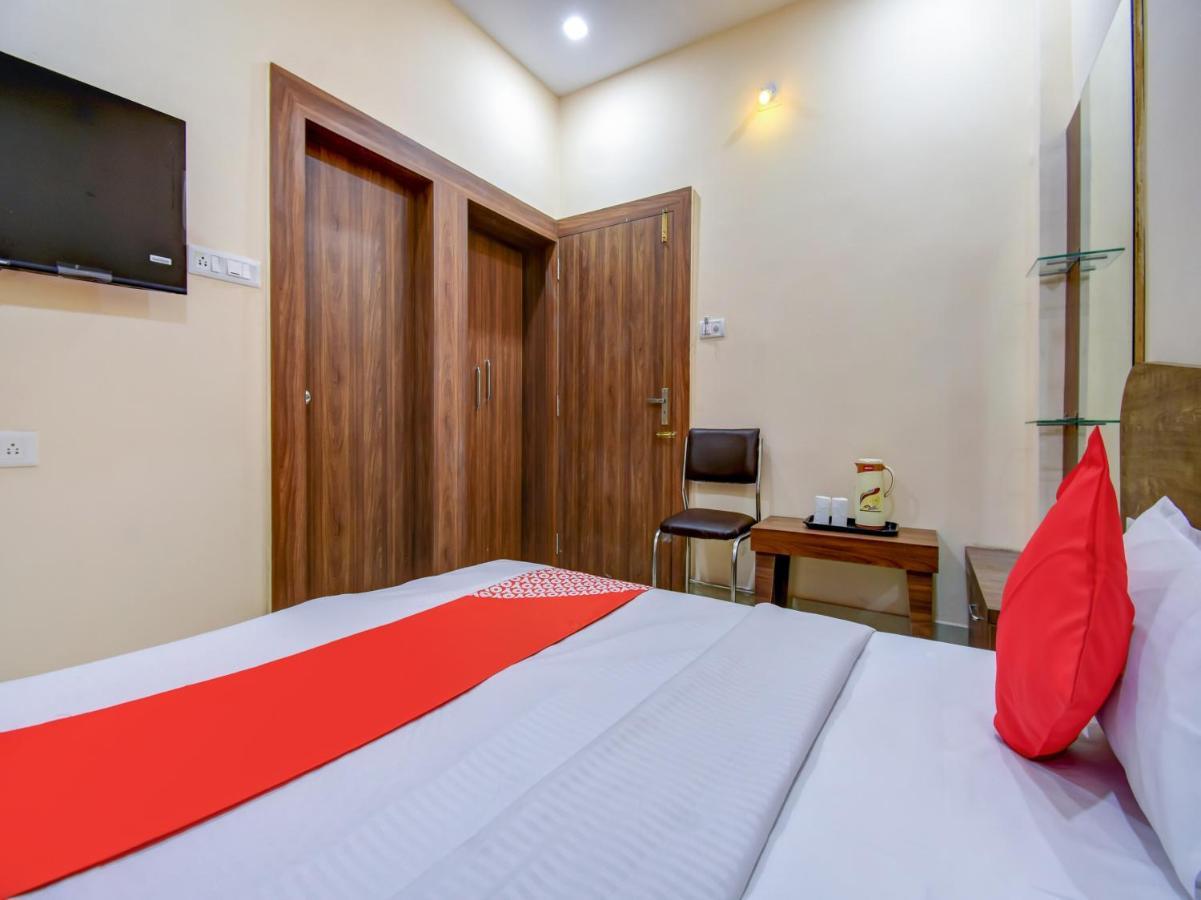 Oyo 79654 Pacific Hotel Jharsuguda Eksteriør bilde